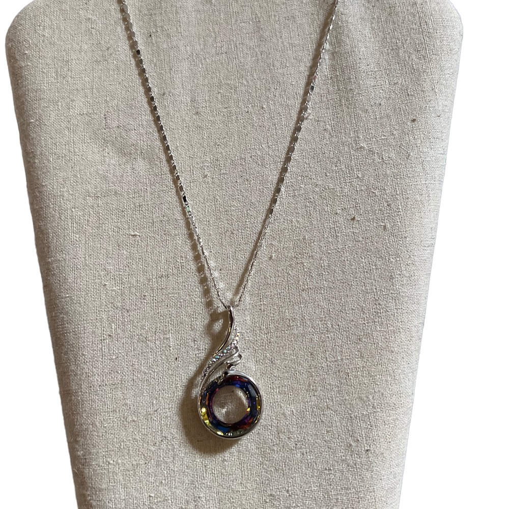18-22” in silver necklace with peacock pendant and beautiful crystal